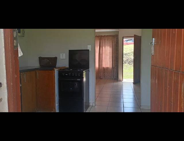 2 BEDROOM HOUSE FOR SALE IN NGWELEZANA